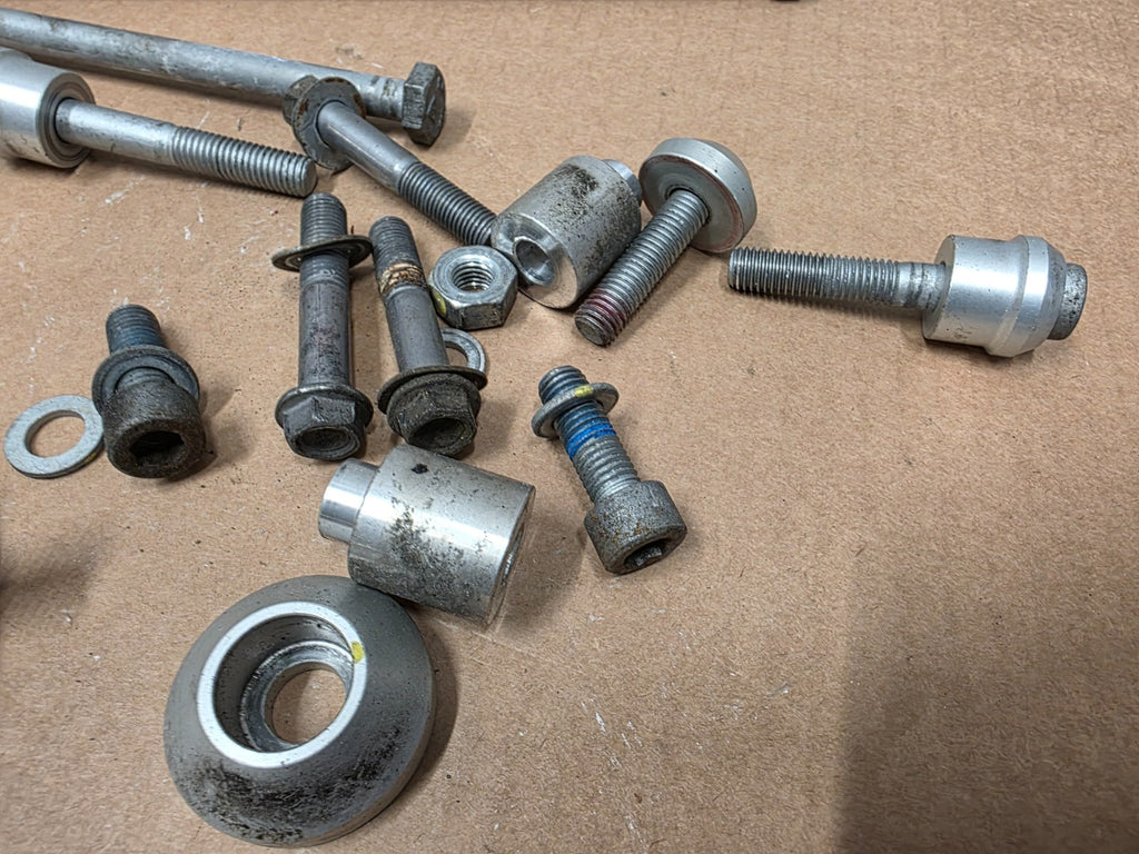 2020 Moto Guzzi V85 TT - Engine Bolts