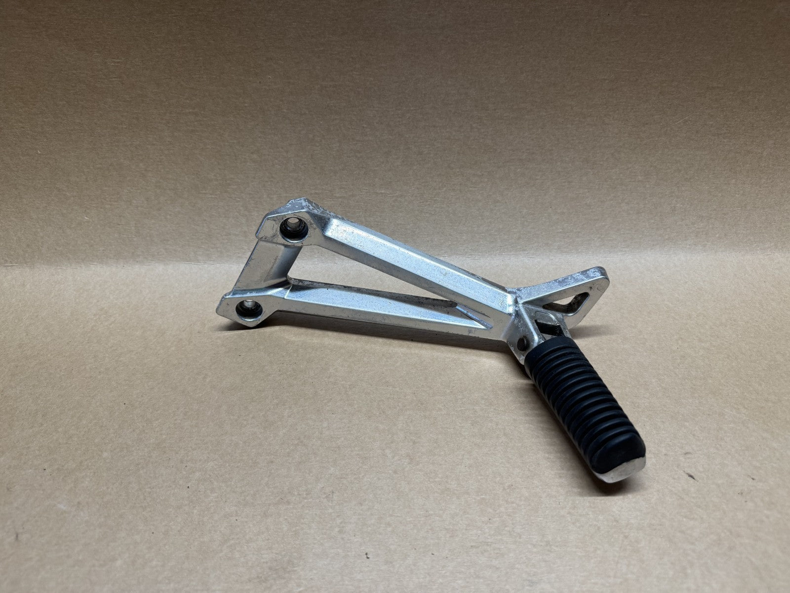 Yamaha XJR 1300 2005 (2000 - 2006) Aftermarket Left Side Pillion Foot Peg