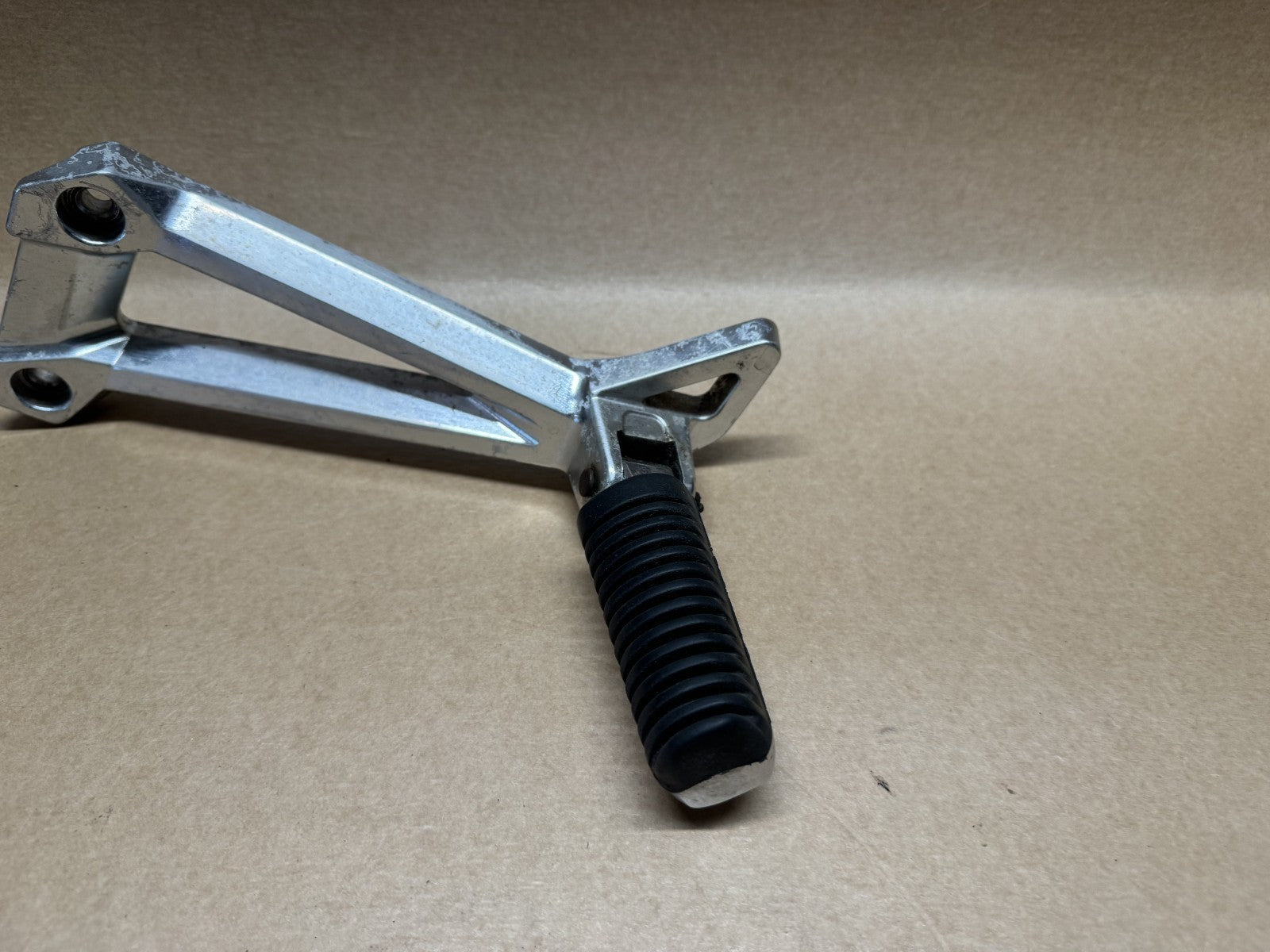 Yamaha XJR 1300 2005 (2000 - 2006) Aftermarket Left Side Pillion Foot Peg