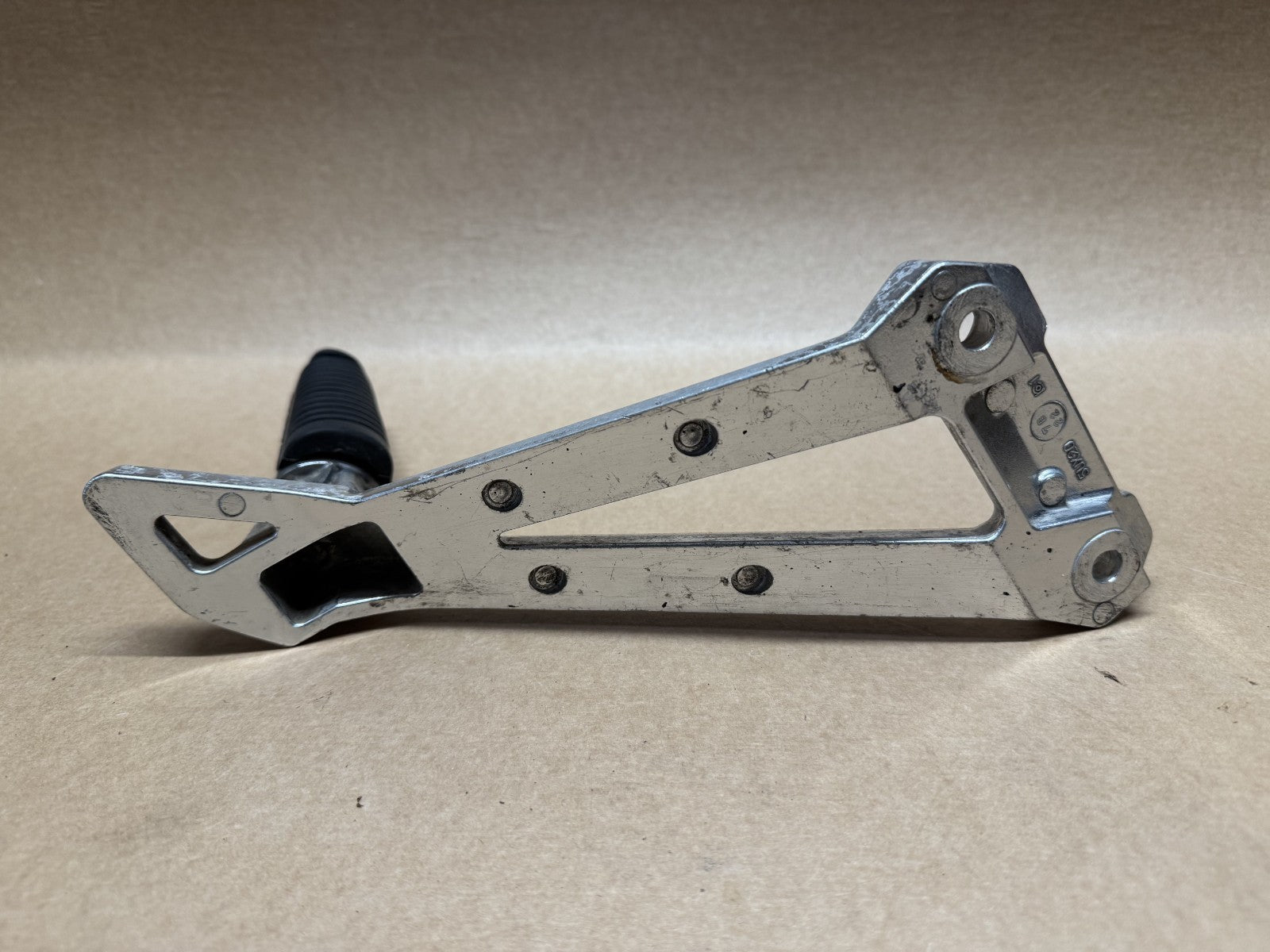 Yamaha XJR 1300 2005 (2000 - 2006) Aftermarket Left Side Pillion Foot Peg