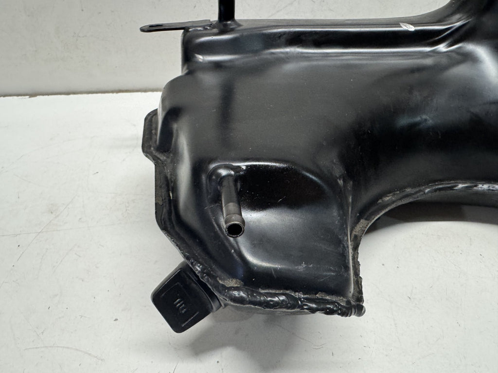 2001 - 2007 Aprilia Caponord ETV 1000 Oil Tank