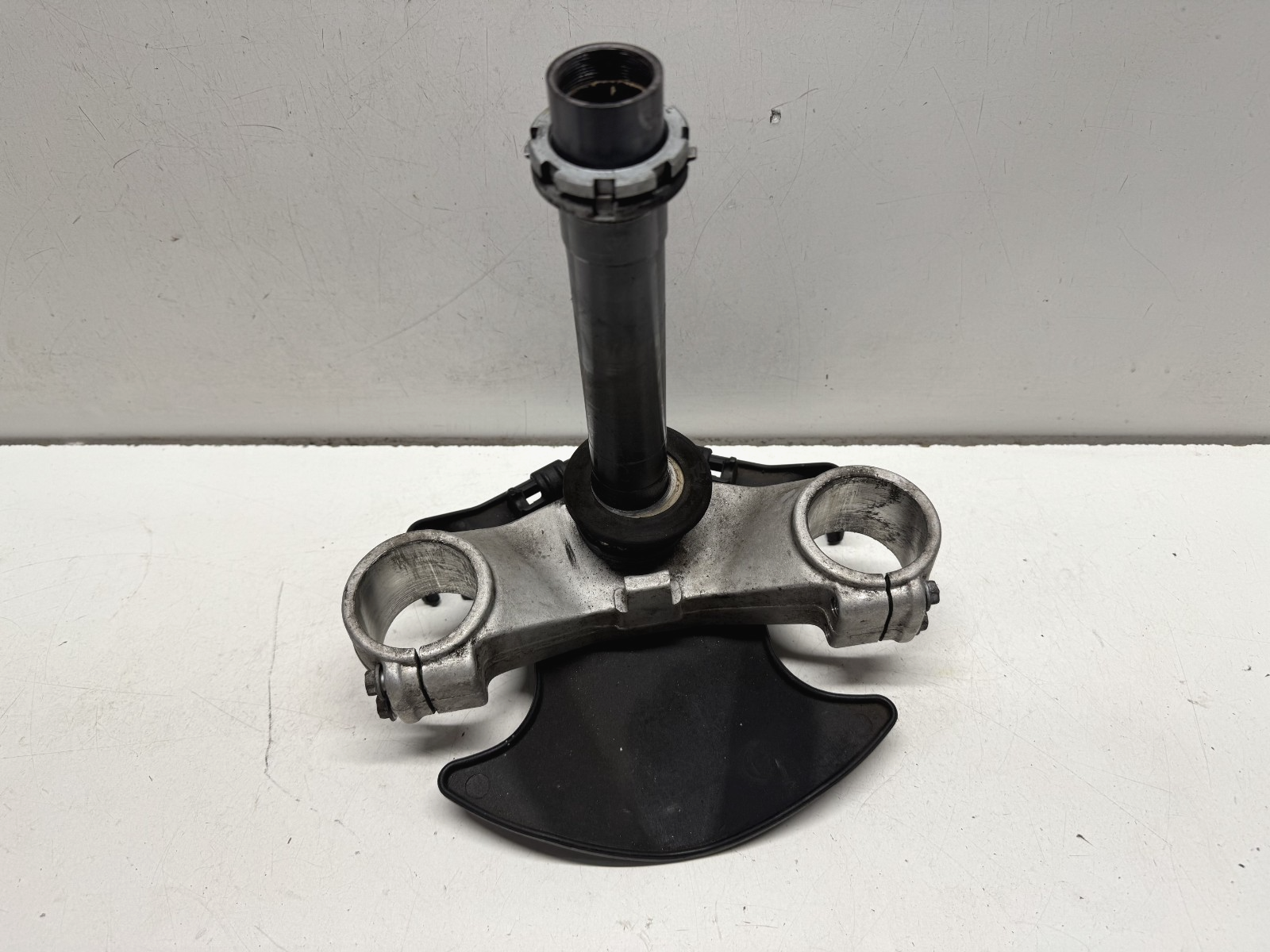 2001 - 2007 Aprilia Caponord ETV 1000 Bottom Yoke