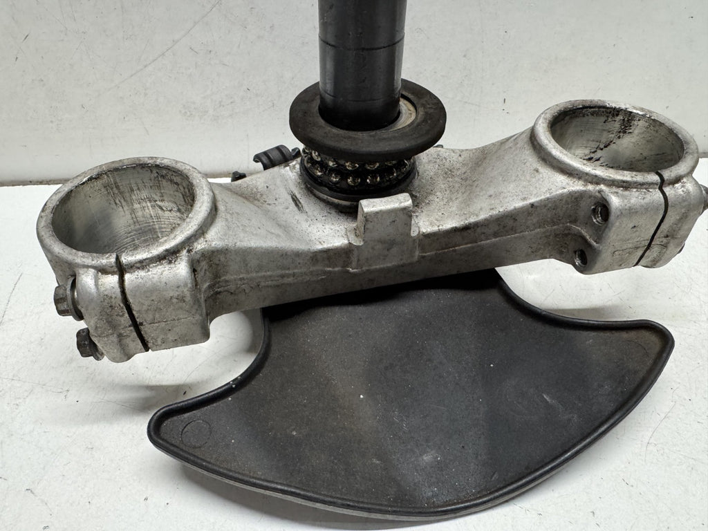 2001 - 2007 Aprilia Caponord ETV 1000 Bottom Yoke