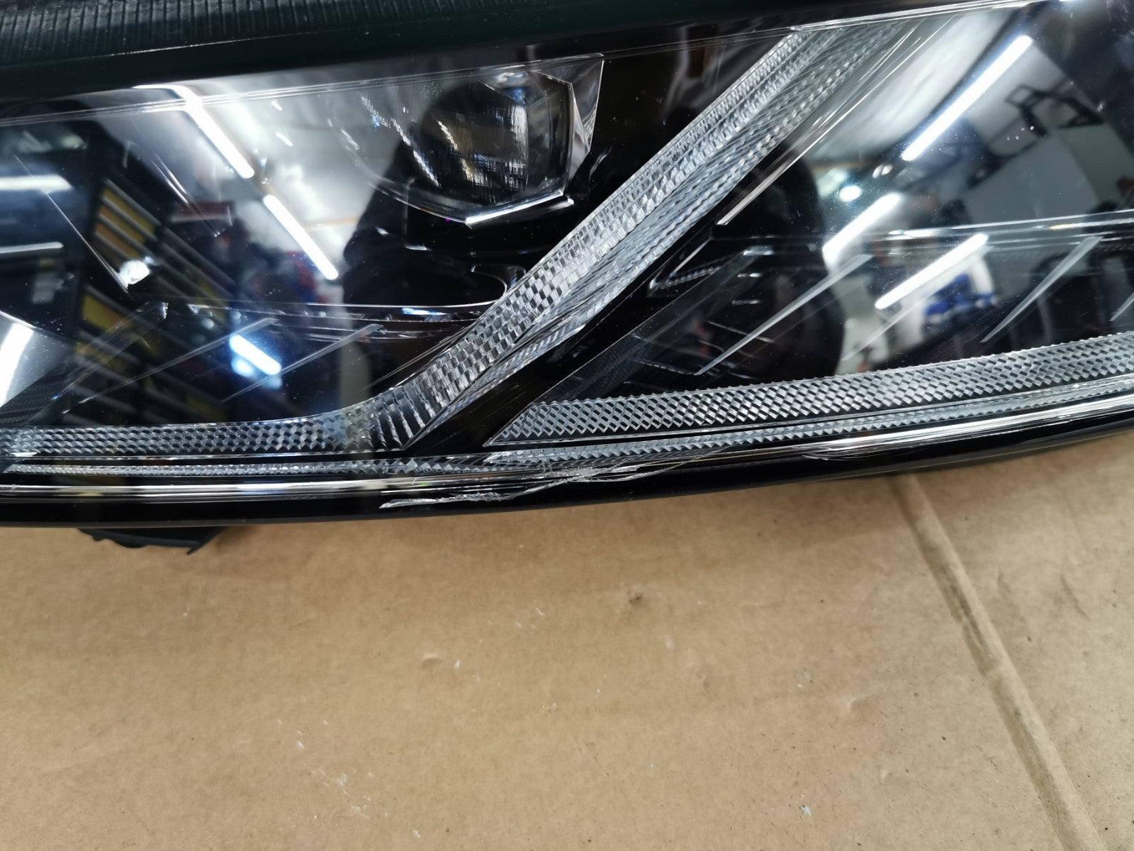 SKODA OCTAVIA VRS MK4 PASSENGER NS LEFT HEADLIGHT LED COMPLETE 5E4941015A 2021