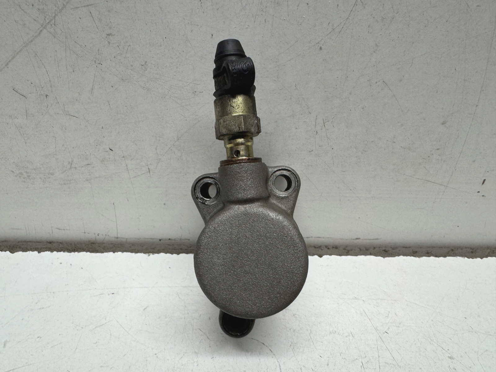 2001 - 2007 Aprilia Caponord ETV 1000 Clutch Slave Cylinder