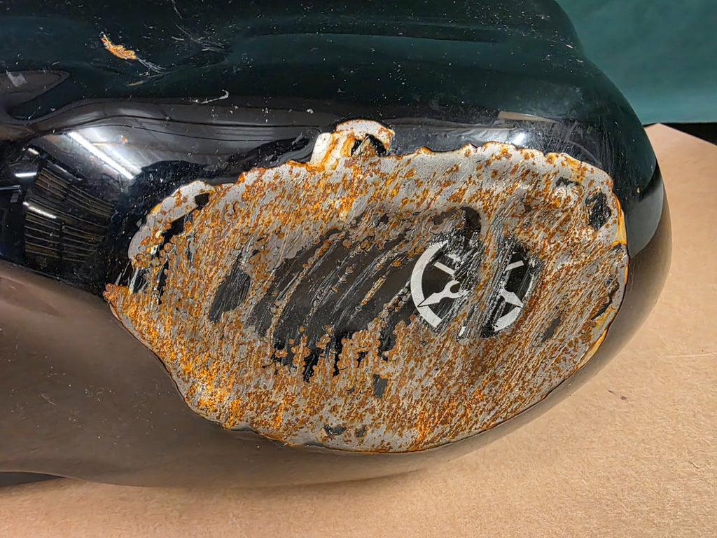 Yamaha XJR 1300 2005 (2000 - 2006) Fuel Tank