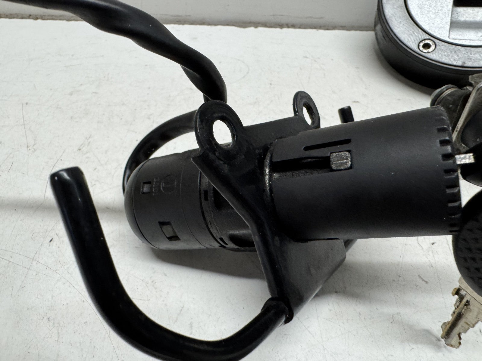 2001 - 2007 Aprilia Caponord ETV 1000 Lock Set