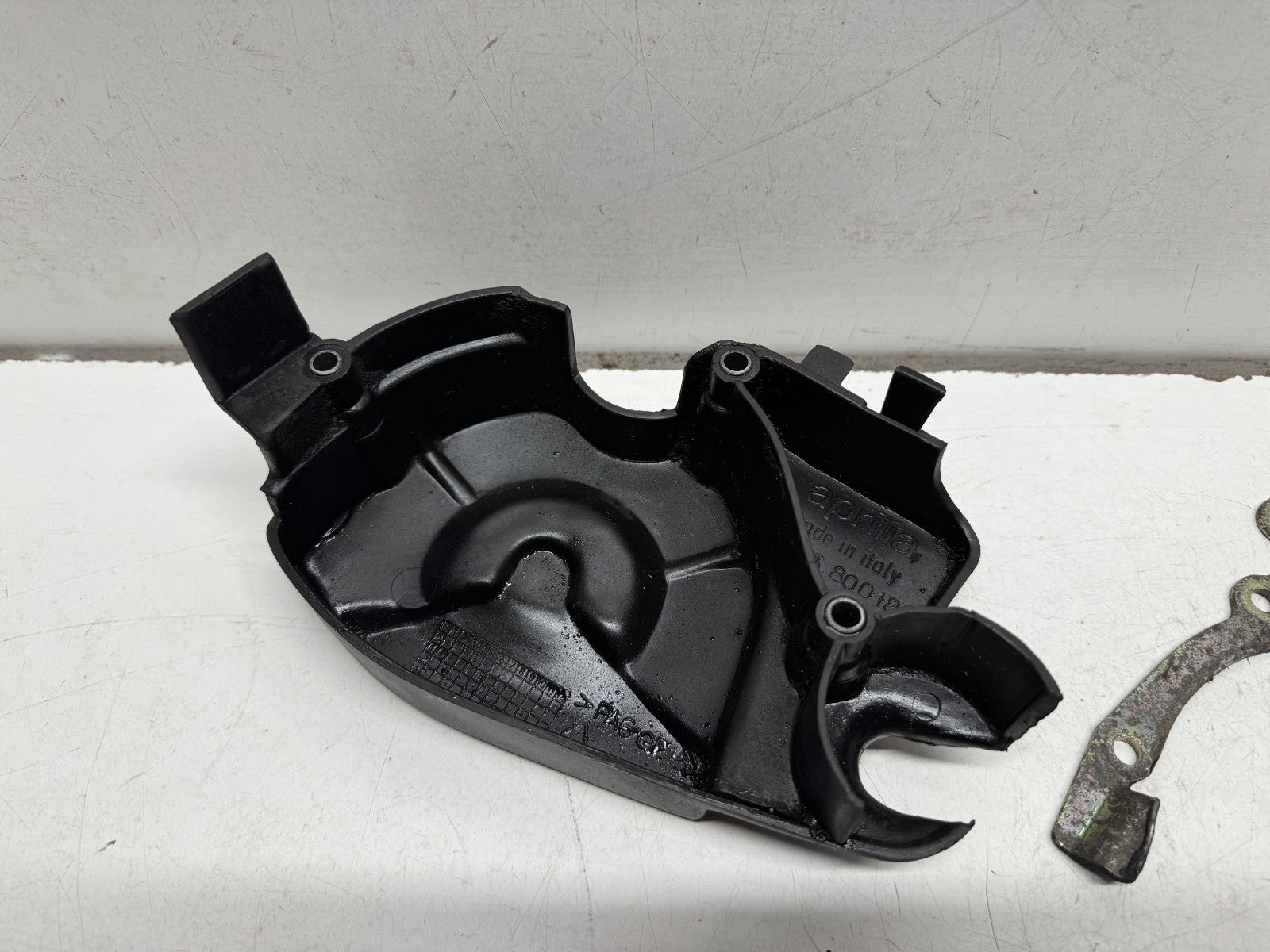 2001 - 2007 Aprilia Caponord ETV 1000 Sprocket Cover