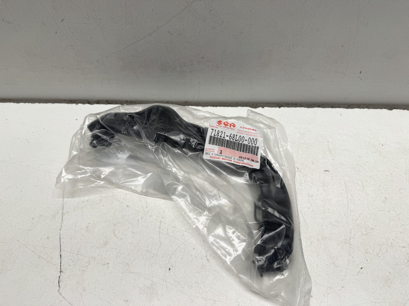 NEW SUZUKI SWIFT 2010 - 2017 REAR BUMPER HOLDER BRACKET RIGHT SIDE
