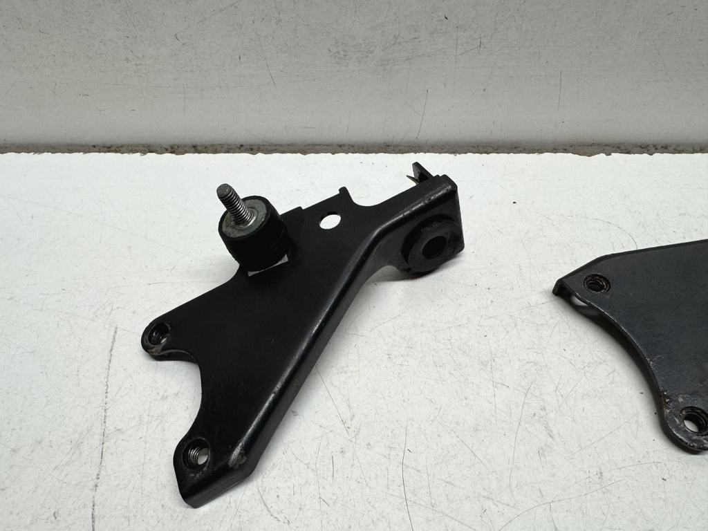 2001 - 2007 Aprilia Caponord ETV 1000 Radiator Mount Brackets