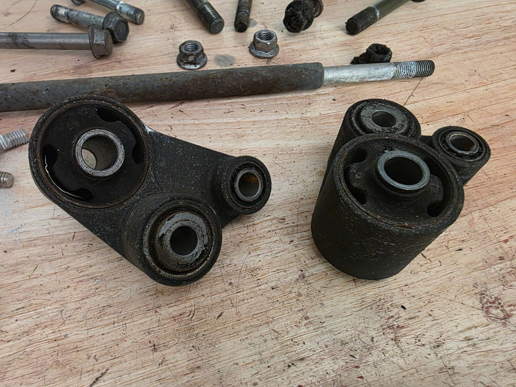 Yamaha XJR 1300 2005 (2000 - 2006) Engine Bolts