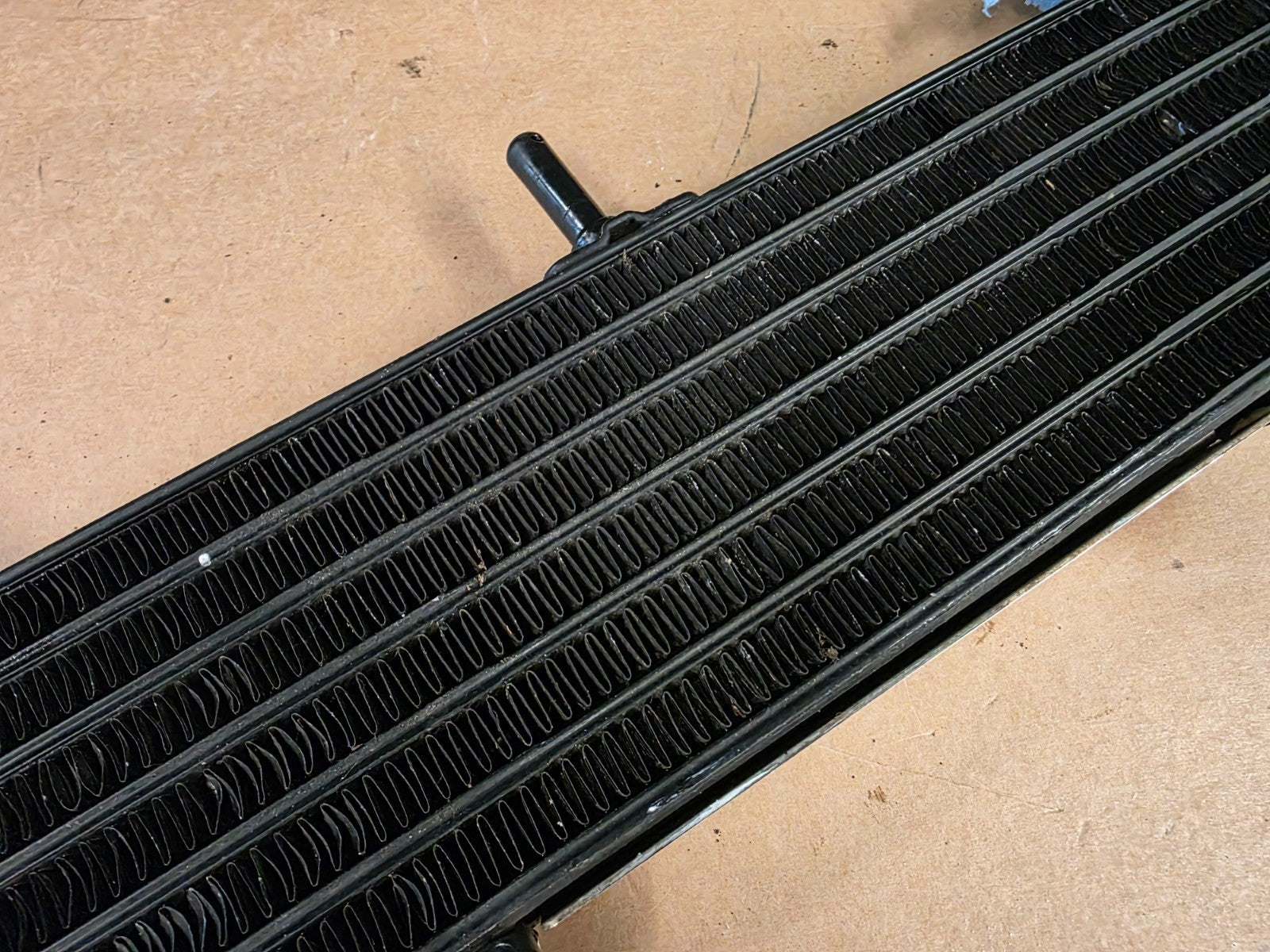 Yamaha XJR 1300 2005 (2000 - 2006) Oil Cooler Radiator + Cover