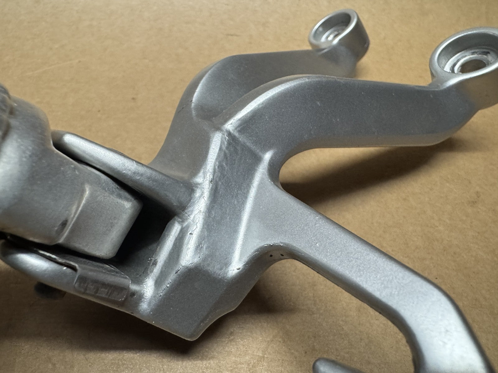 Suzuki GSXR 1000 K3 K4 2003 - 2004 Rear Left & Right Pillion Foot Hanger Peg