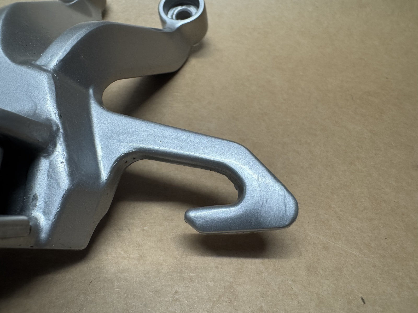 Suzuki GSXR 1000 K3 K4 2003 - 2004 Rear Left & Right Pillion Foot Hanger Peg