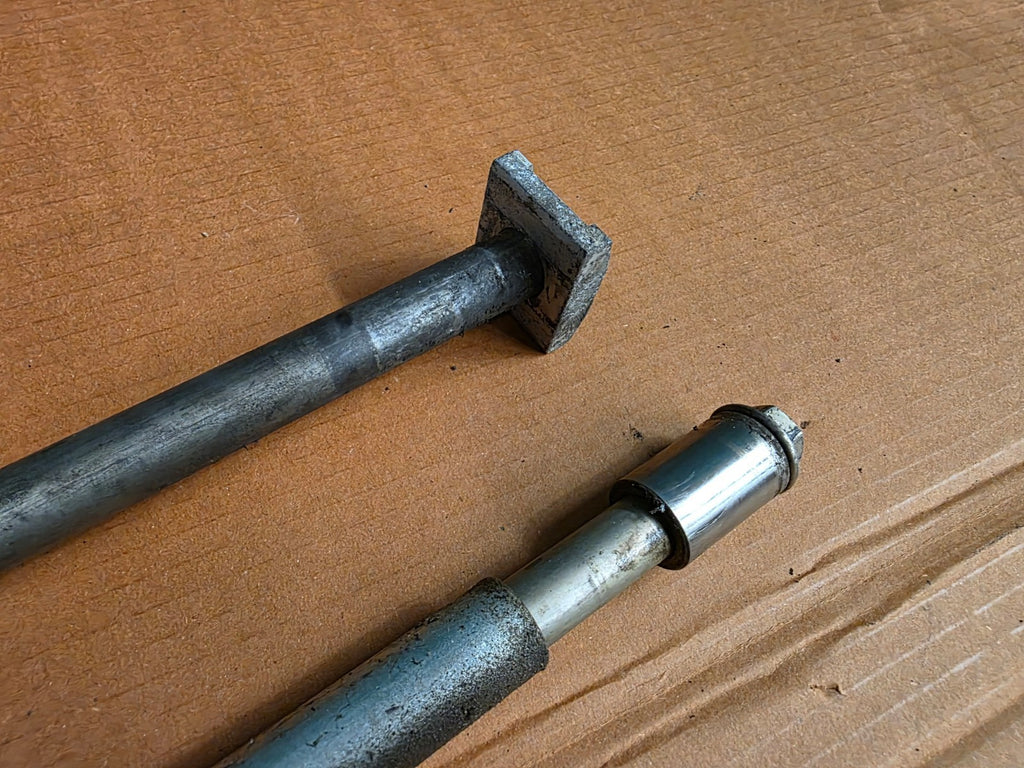 2012 Triumph Tiger 1050 Swing Arm + Rear Wheel Spindle Axles