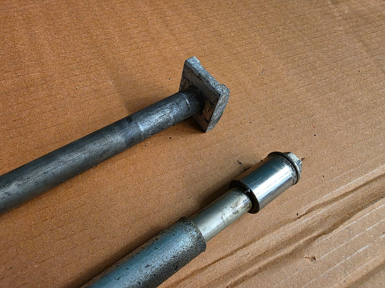 2012 Triumph Tiger 1050 Swing Arm + Rear Wheel Spindle Axles