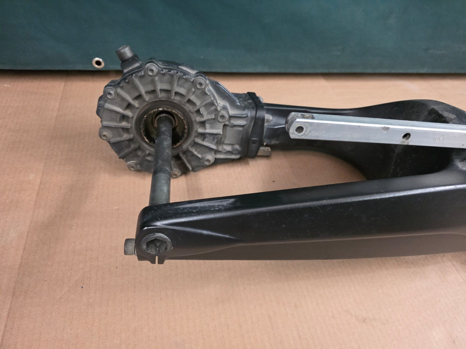 2011 Yamaha Super Tenere XT 1200 Z Complete Rear Swing Arm + Final Drive + Shaft