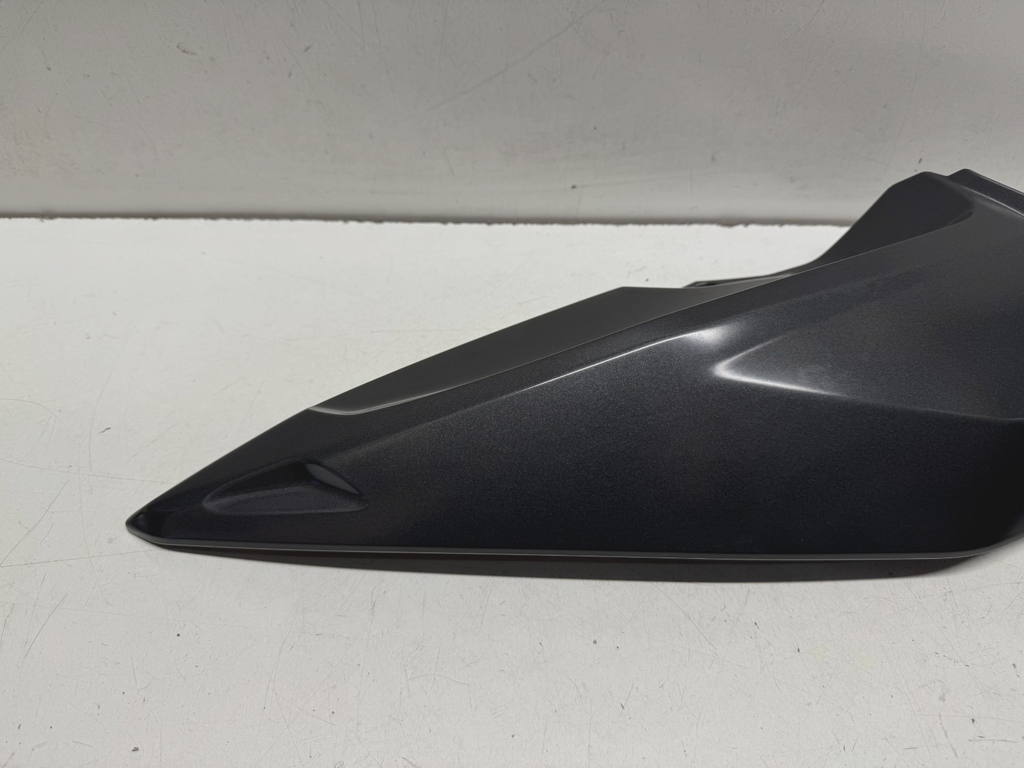 BMW K1600 GT 2012 OEM Right Tank Cover Fairing Cowl