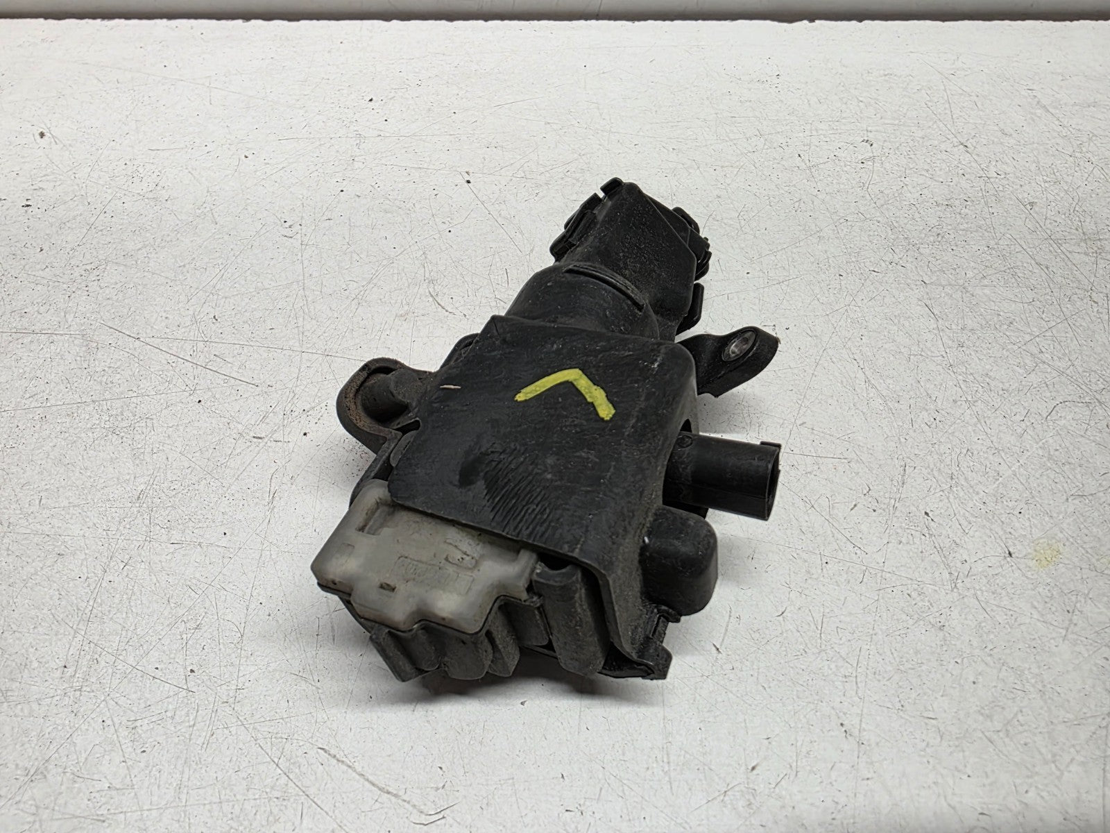 BMW K1600 GT 2012 LH Left Locking Motor