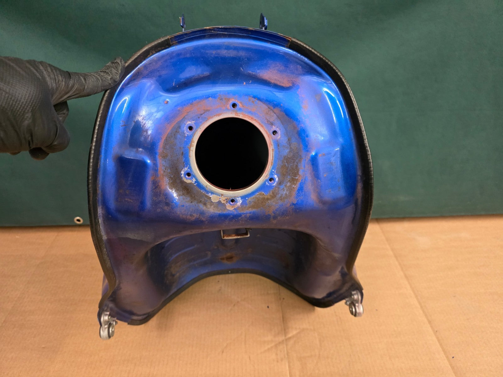 2011 Yamaha Super Tenere XT 1200 Z Fuel Tank Blue (please read)