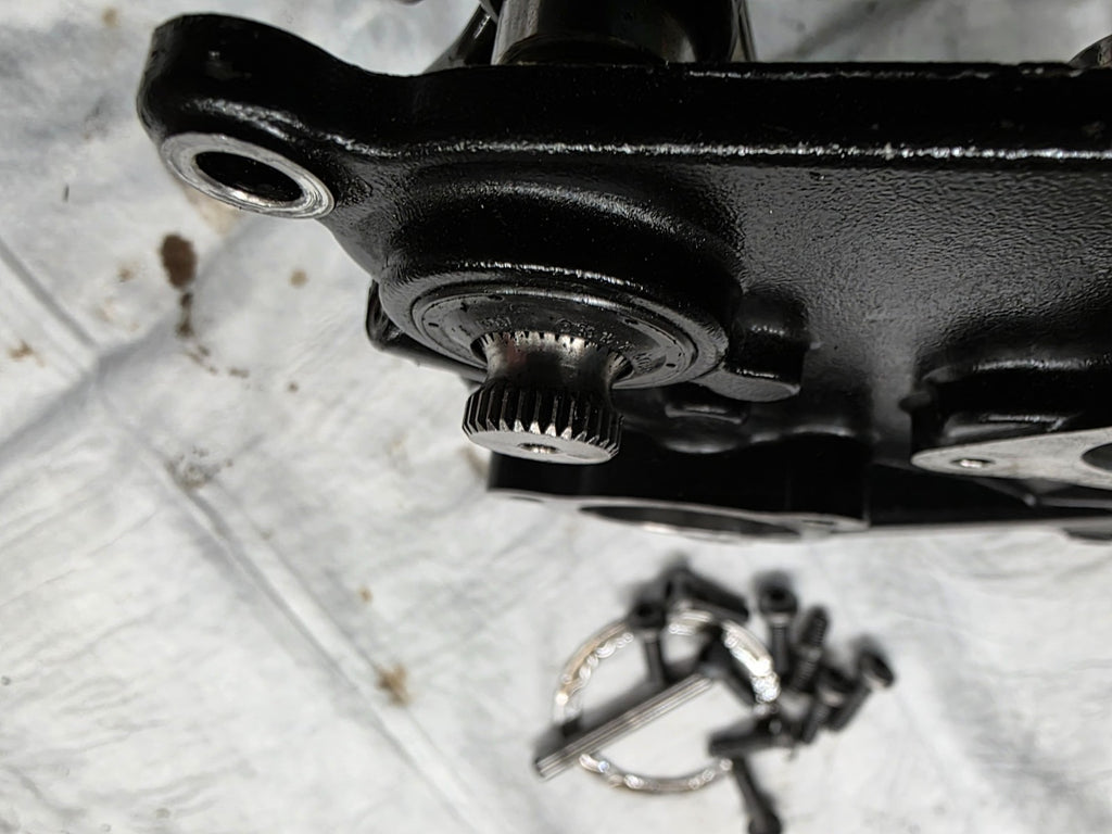 BMW K1600 GT 2012 OEM Gearbox Selector Shaft & Transmission Cover