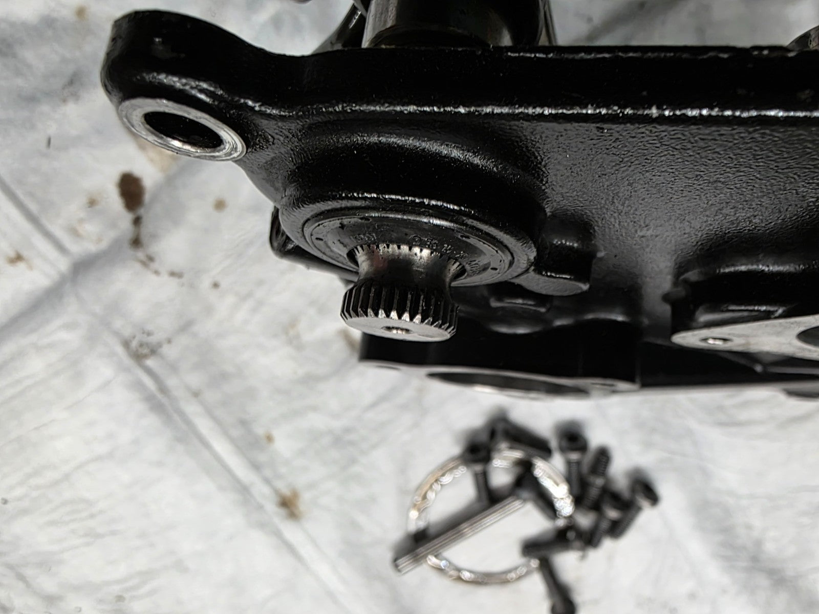 BMW K1600 GT 2012 OEM Gearbox Selector Shaft & Transmission Cover