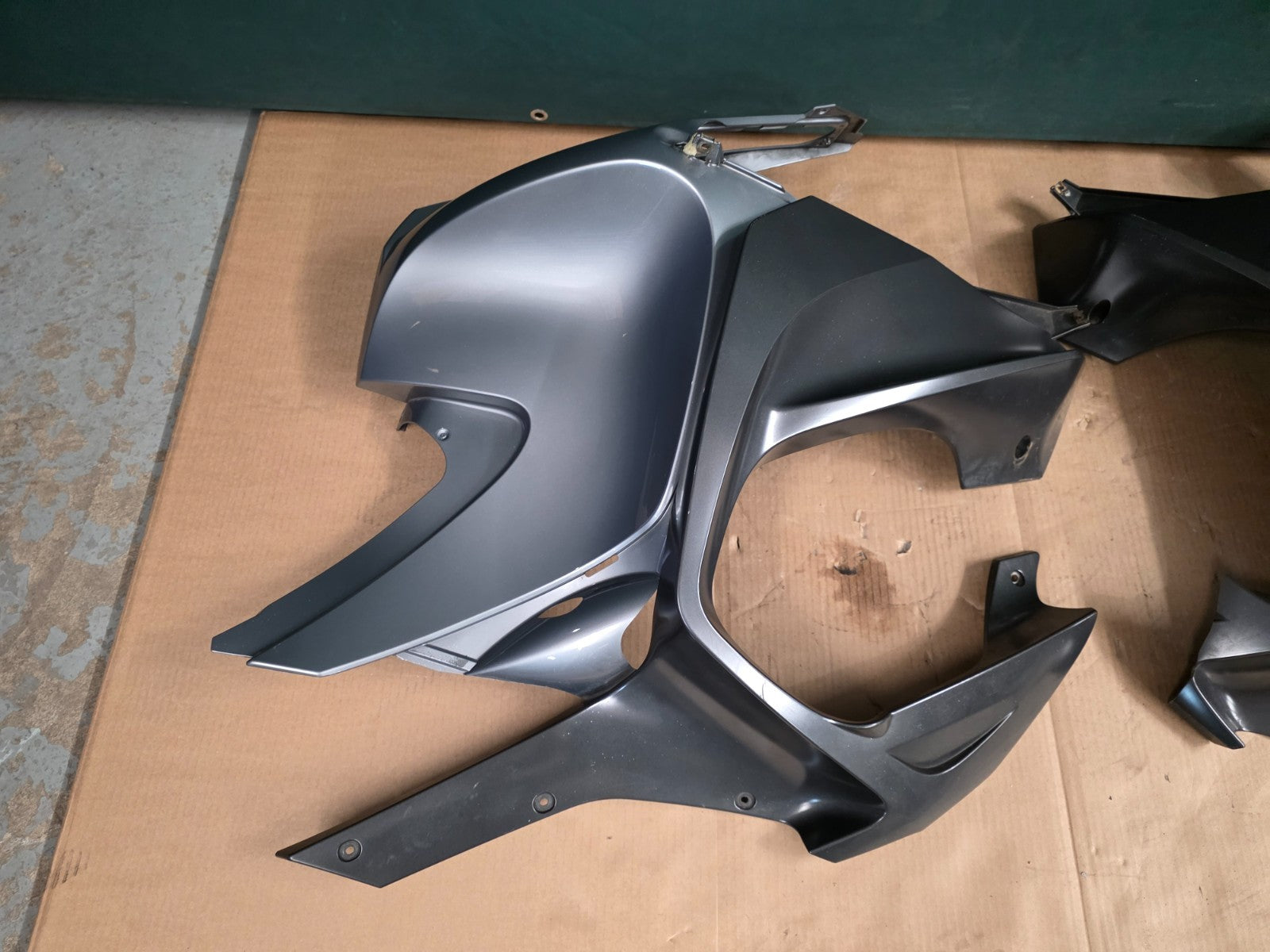 BMW R1200 RT 2005 - 2009 Side Fairing Panels Silver (1225)