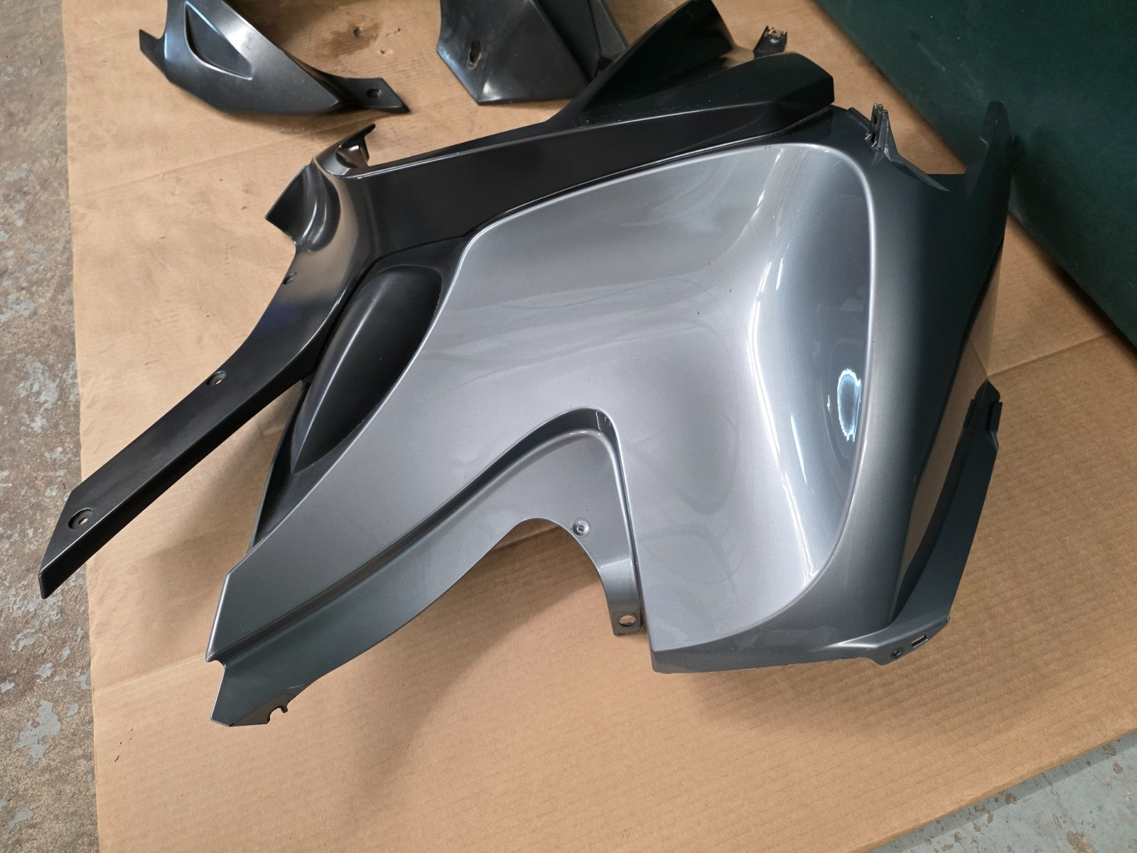 BMW R1200 RT 2005 - 2009 Side Fairing Panels Silver (1225)