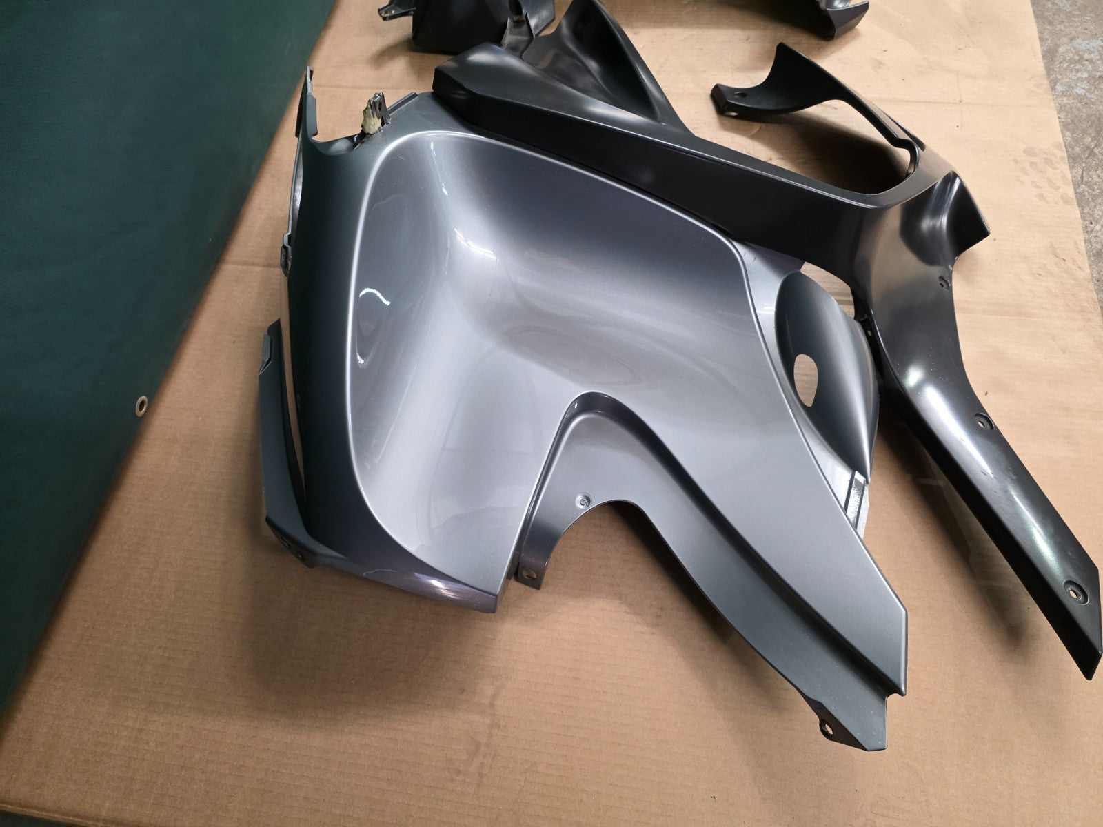 BMW R1200 RT 2005 - 2009 Side Fairing Panels Silver (1225)