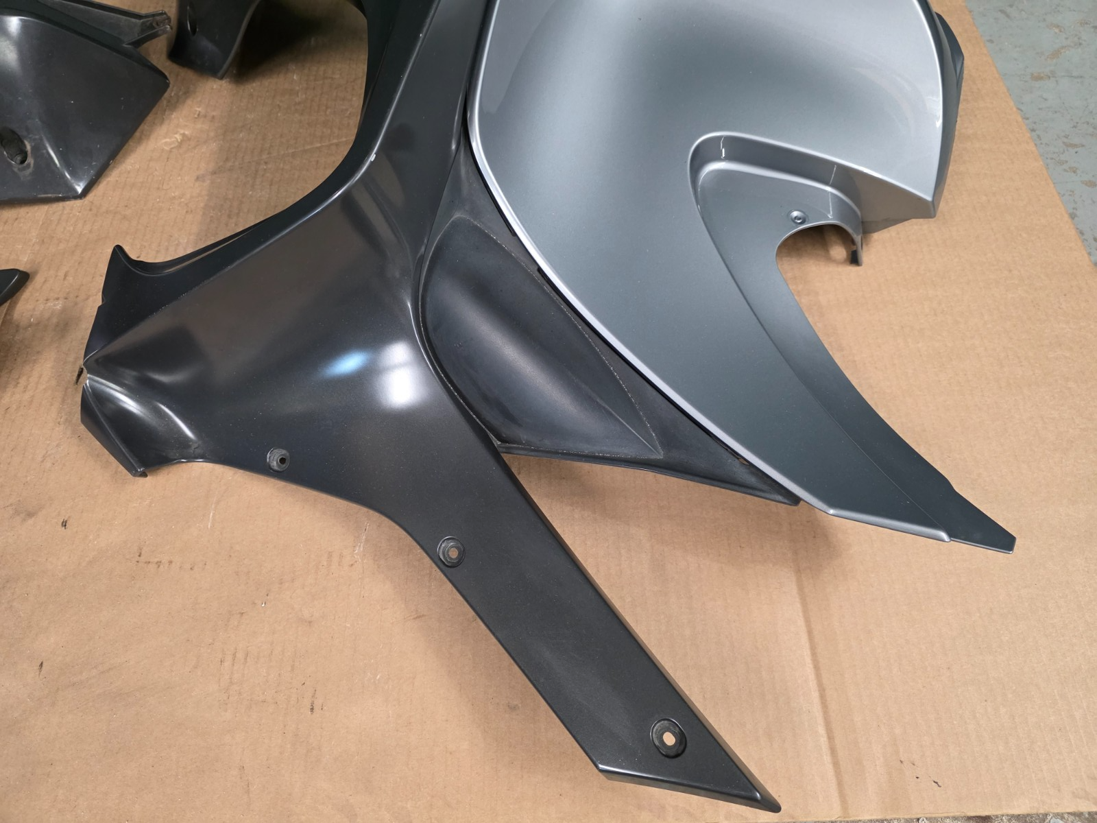 BMW R1200 RT 2005 - 2009 Side Fairing Panels Silver (1225)