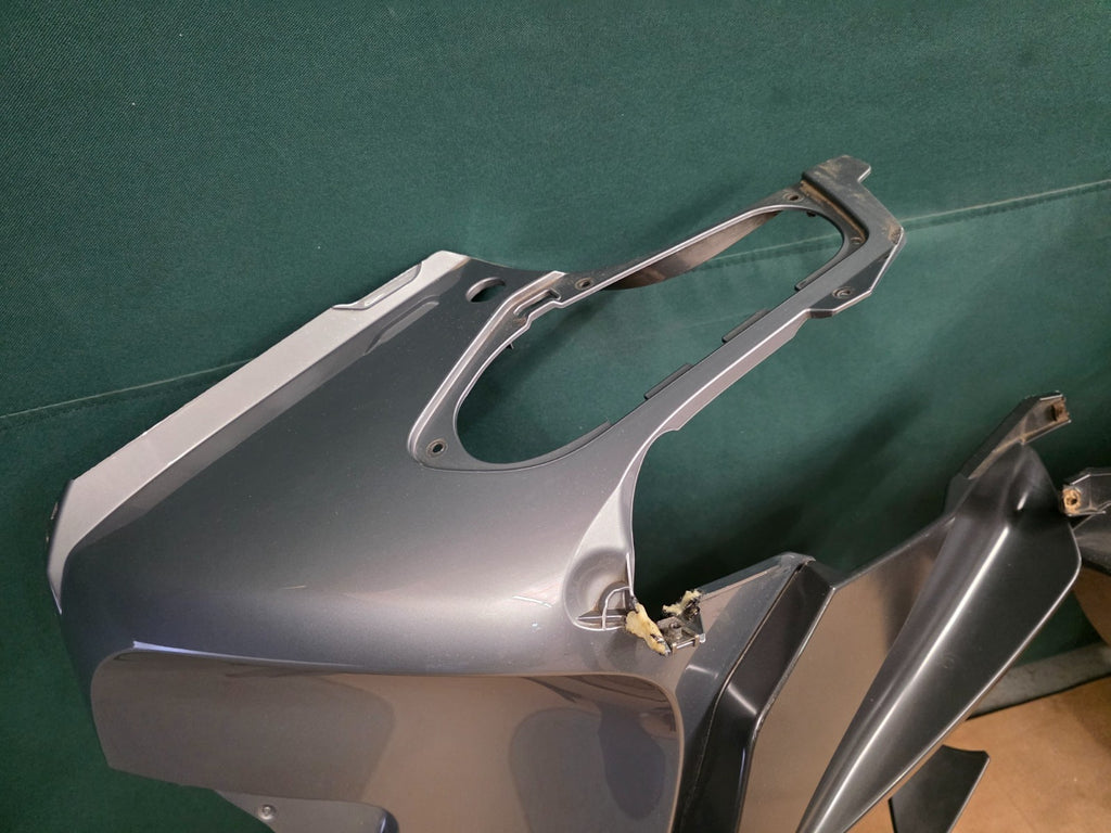 BMW R1200 RT 2005 - 2009 Side Fairing Panels Silver (1225)