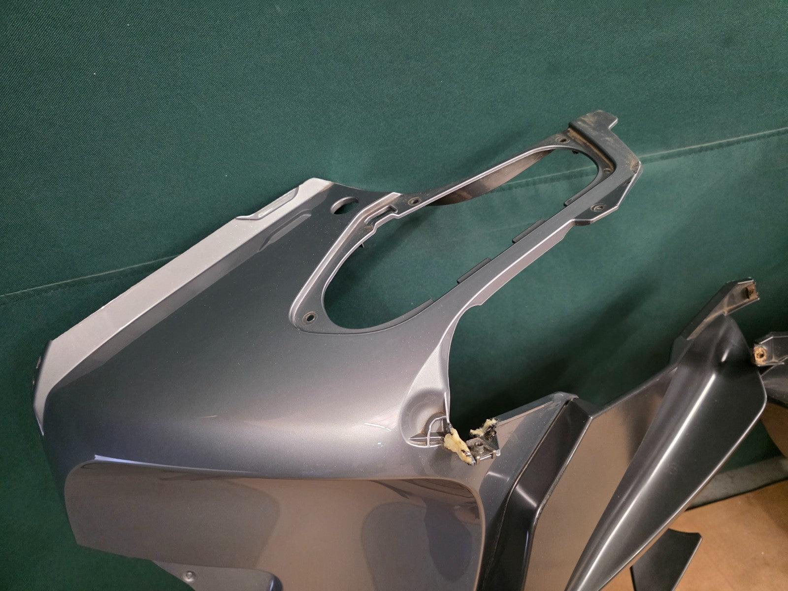 BMW R1200 RT 2005 - 2009 Side Fairing Panels Silver (1225)