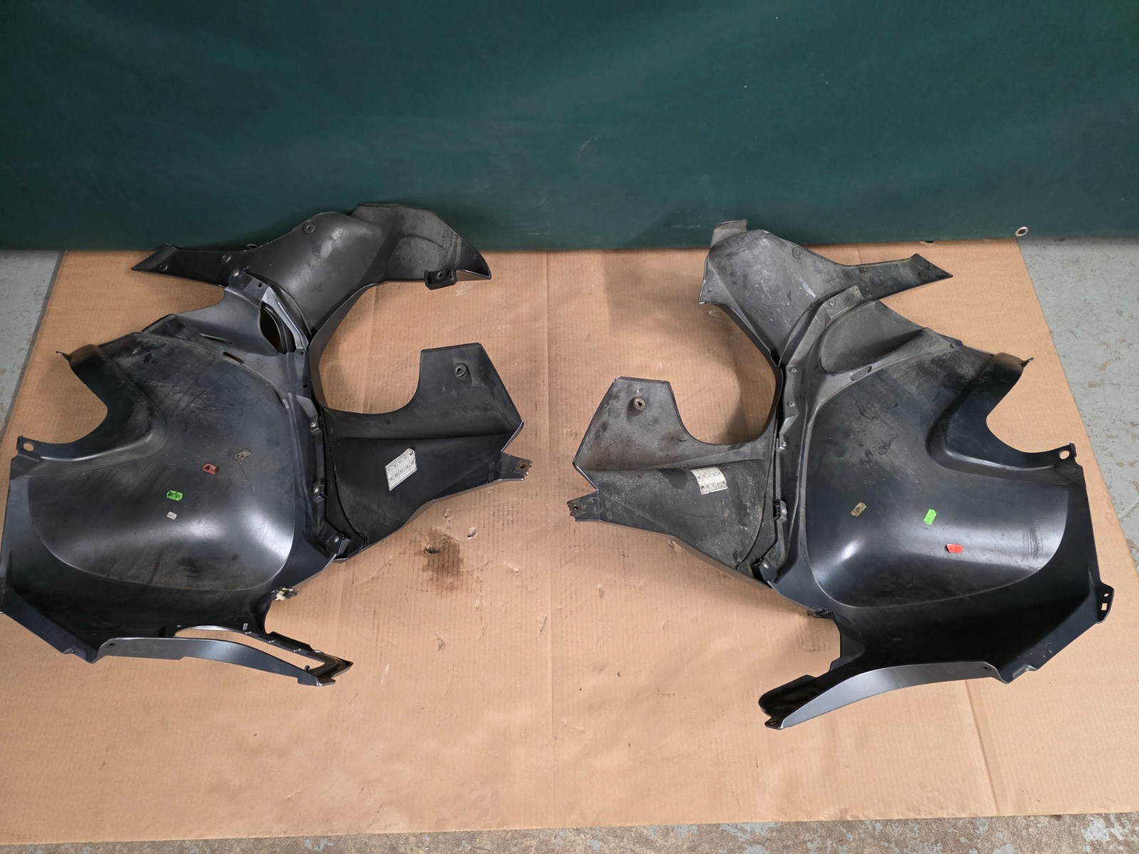 BMW R1200 RT 2005 - 2009 Side Fairing Panels Silver (1225)