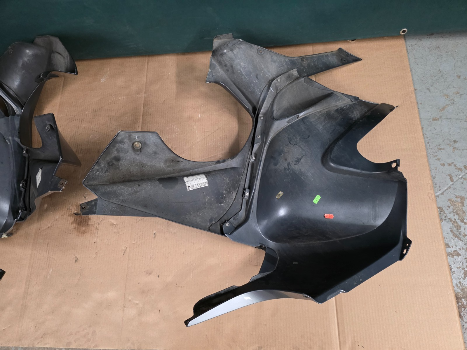 BMW R1200 RT 2005 - 2009 Side Fairing Panels Silver (1225)