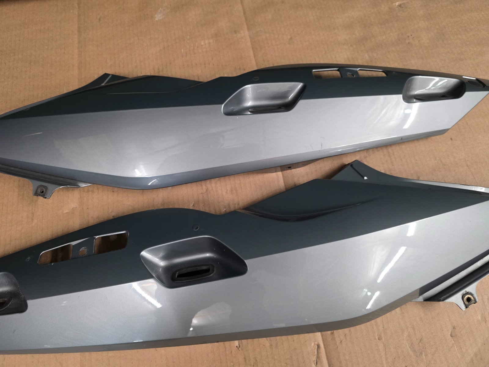 BMW R1200 RT 2005 - 2009 Rear Seat Fairing Panels Silver (1225)