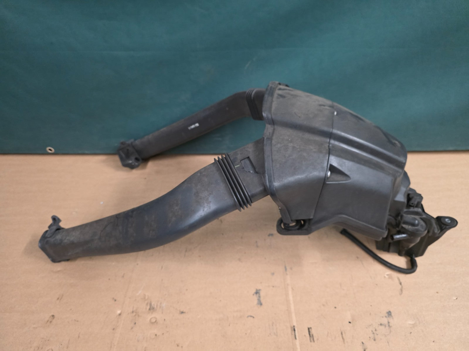 BMW K1600 GT 2012 OEM Airbox Air Filter Box