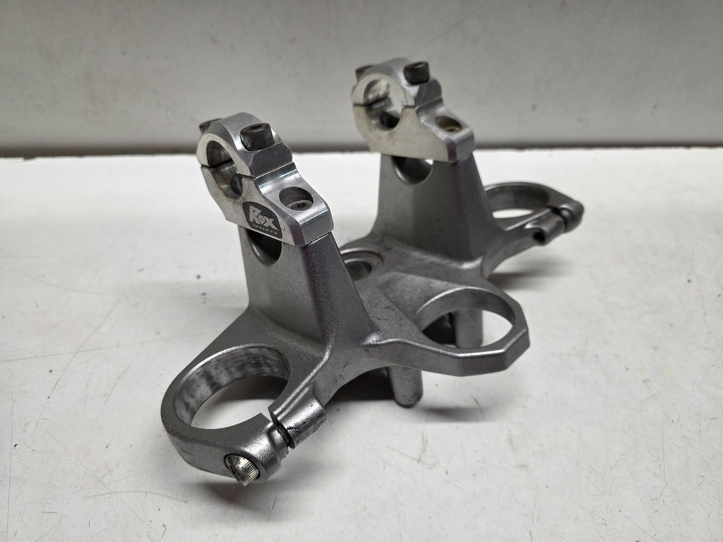 2011 Yamaha Super Tenere XT 1200 Z OEM Top Forks Yoke + Rox Bar Risers