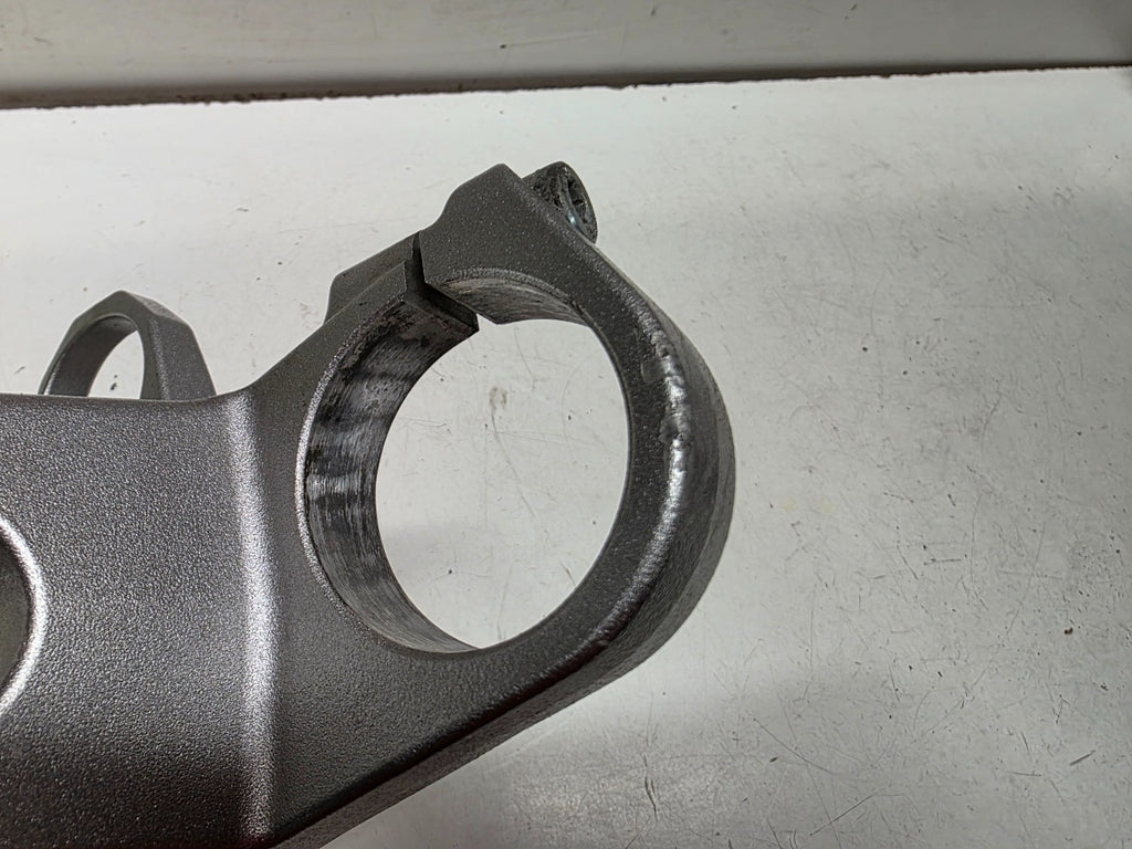 2011 Yamaha Super Tenere XT 1200 Z OEM Top Forks Yoke + Rox Bar Risers