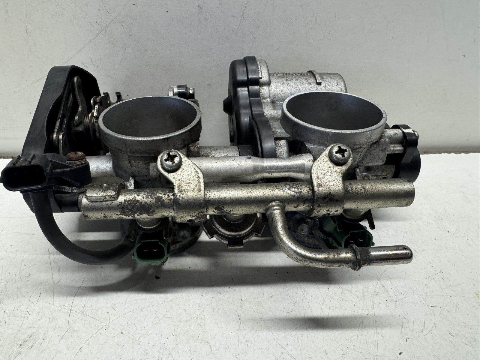 2011 Yamaha Super Tenere XT 1200 Z Throttle Bodies