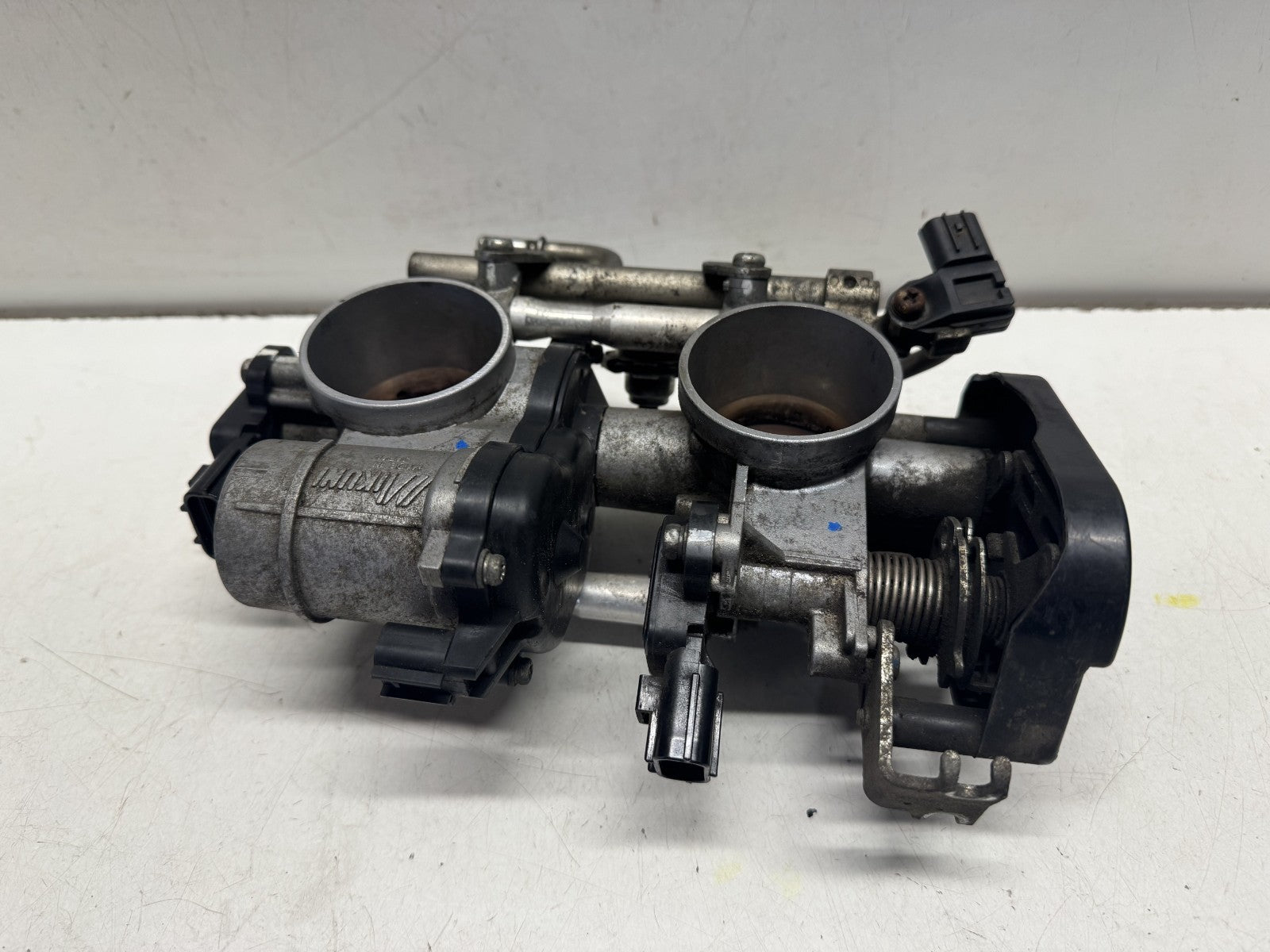 2011 Yamaha Super Tenere XT 1200 Z Throttle Bodies