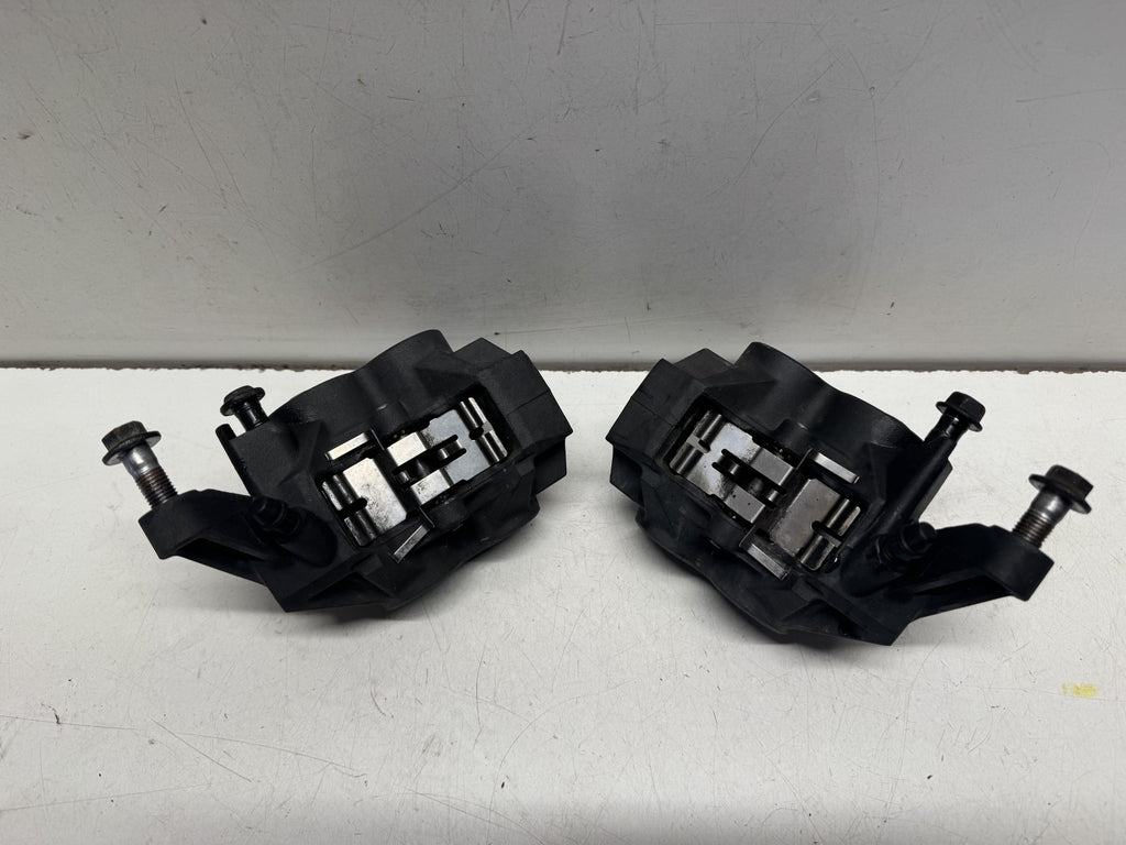 2011 Yamaha Super Tenere XT 1200 Z Front Brake Calipers