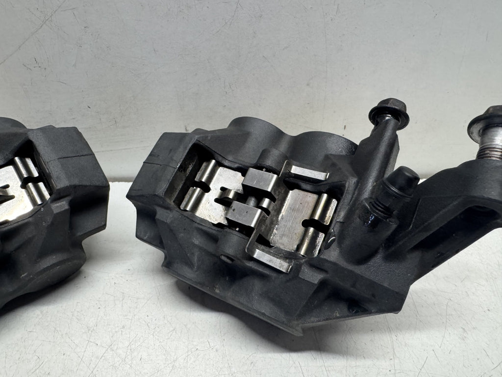 2011 Yamaha Super Tenere XT 1200 Z Front Brake Calipers