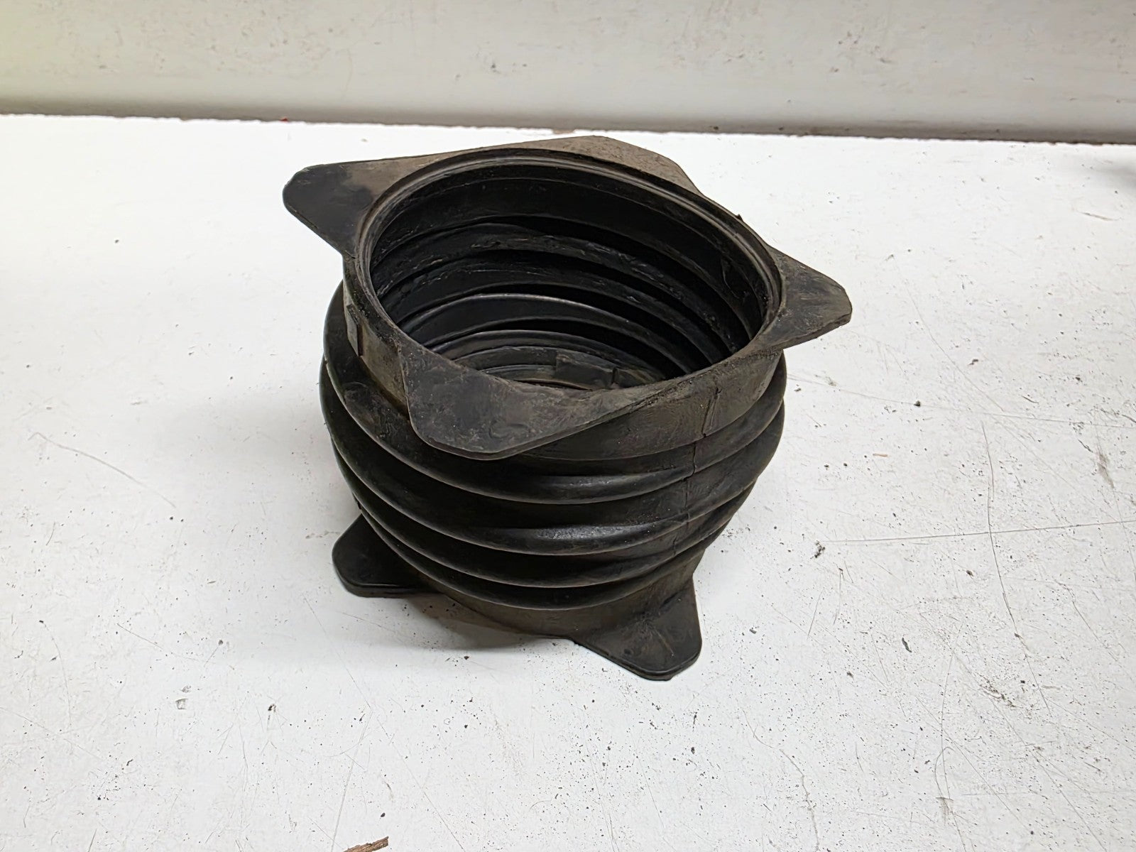 2011 Yamaha Super Tenere XT 1200 Z OEM Drive shaft Rubber Boot