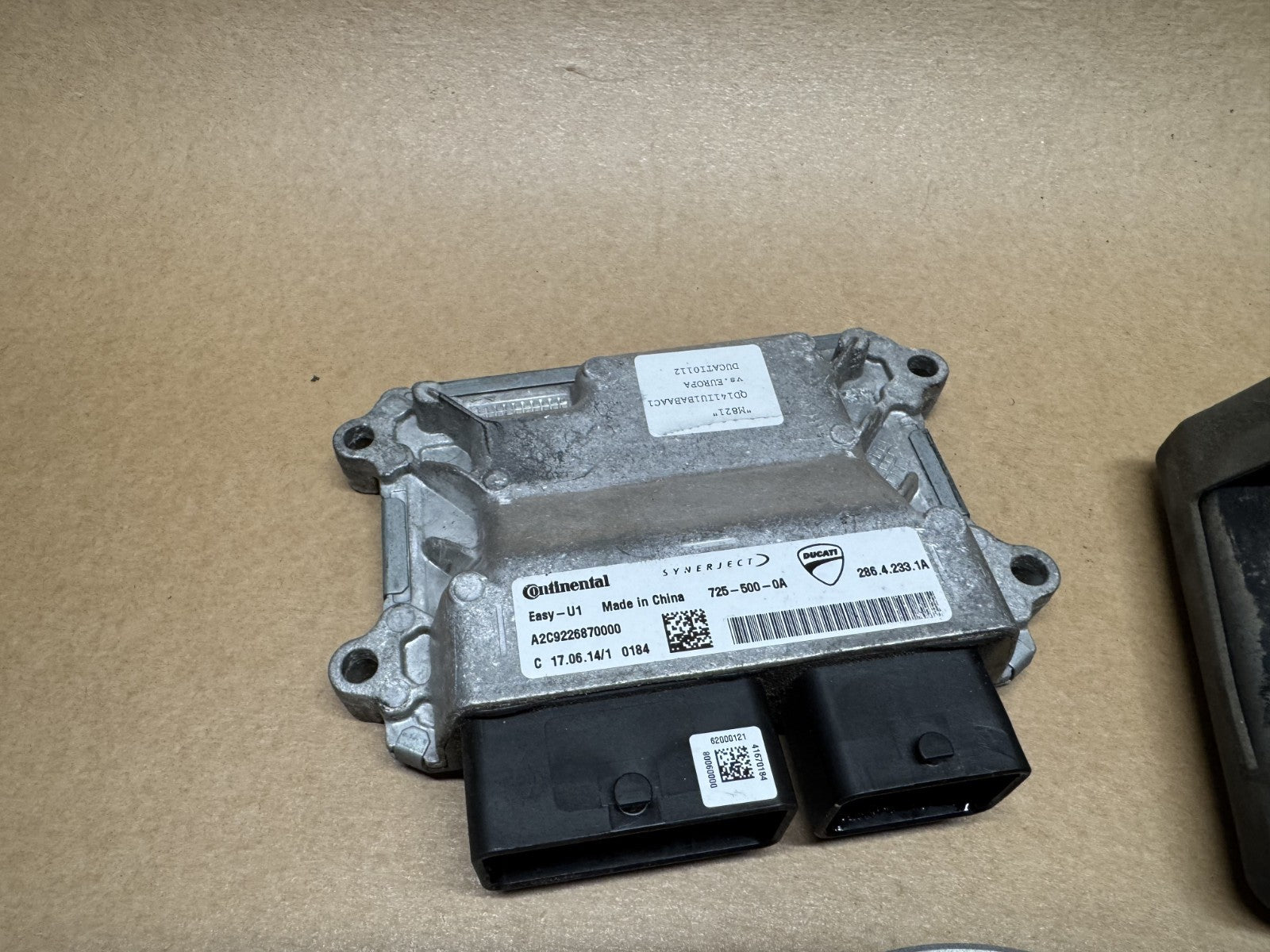 Ducati Monster 821 2014 (2014 - 2016) Lock Set ECU Unit 2 Keys