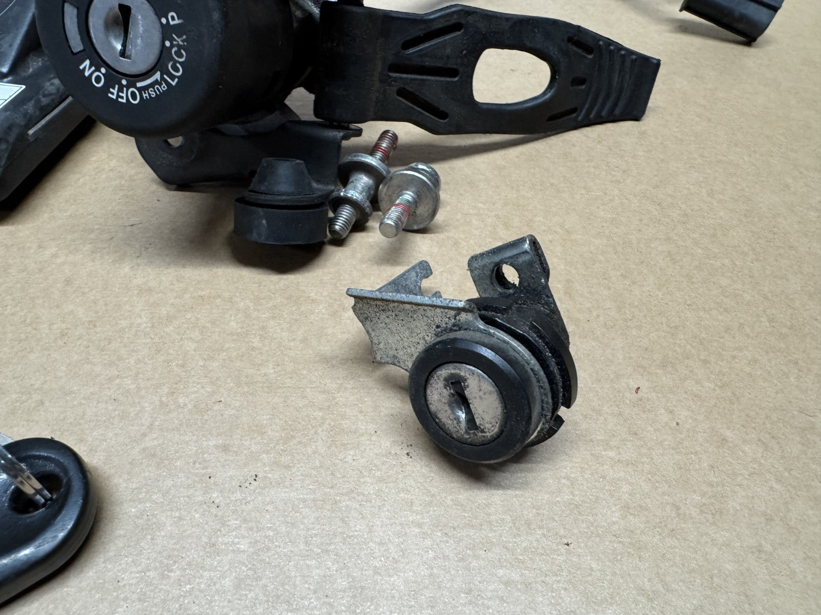 Ducati Monster 821 2014 (2014 - 2016) Lock Set ECU Unit 2 Keys
