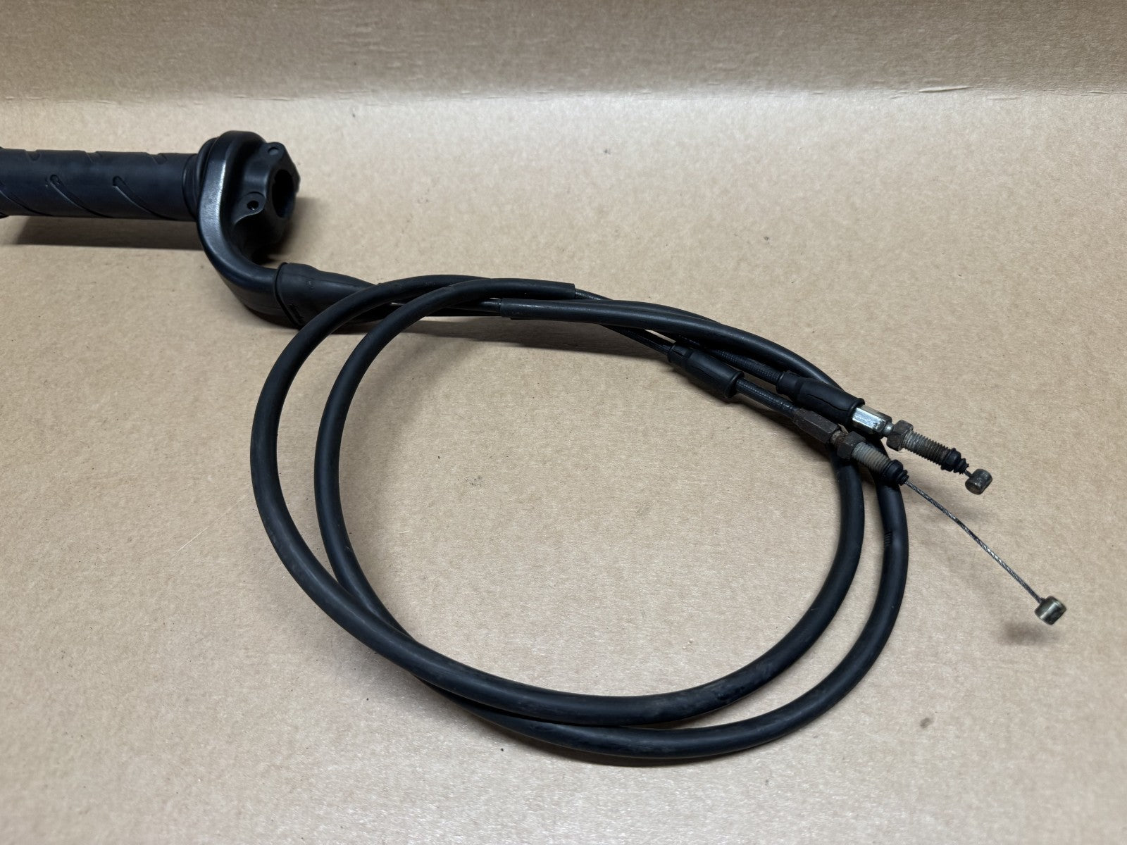 Ducati Hypermotard 1100 S 2007 - 2010 Throttle Grip Tube & Cables
