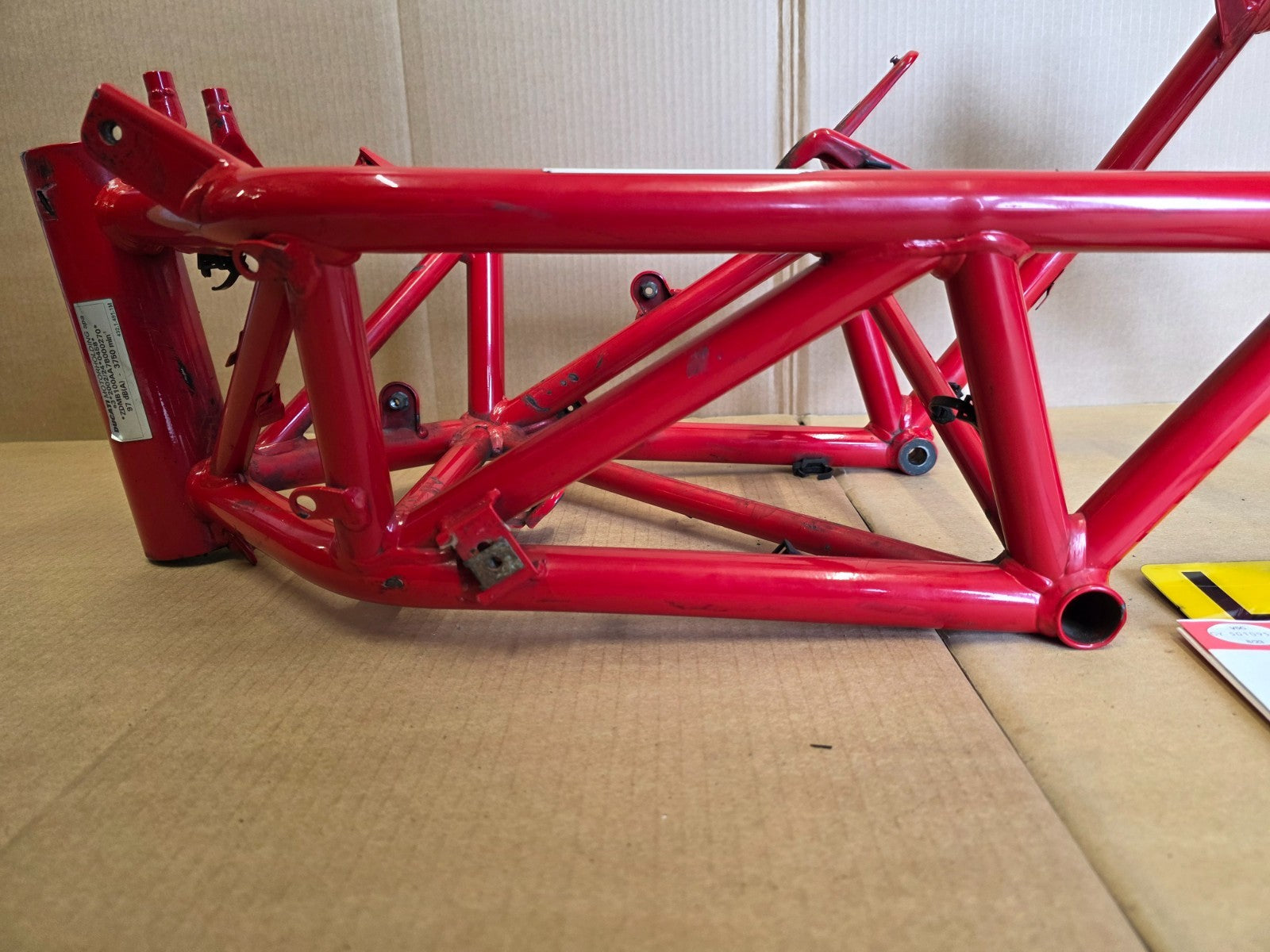 Ducati Hypermotard 1100 S 2007 - 2010 Main Frame Chassis + V5