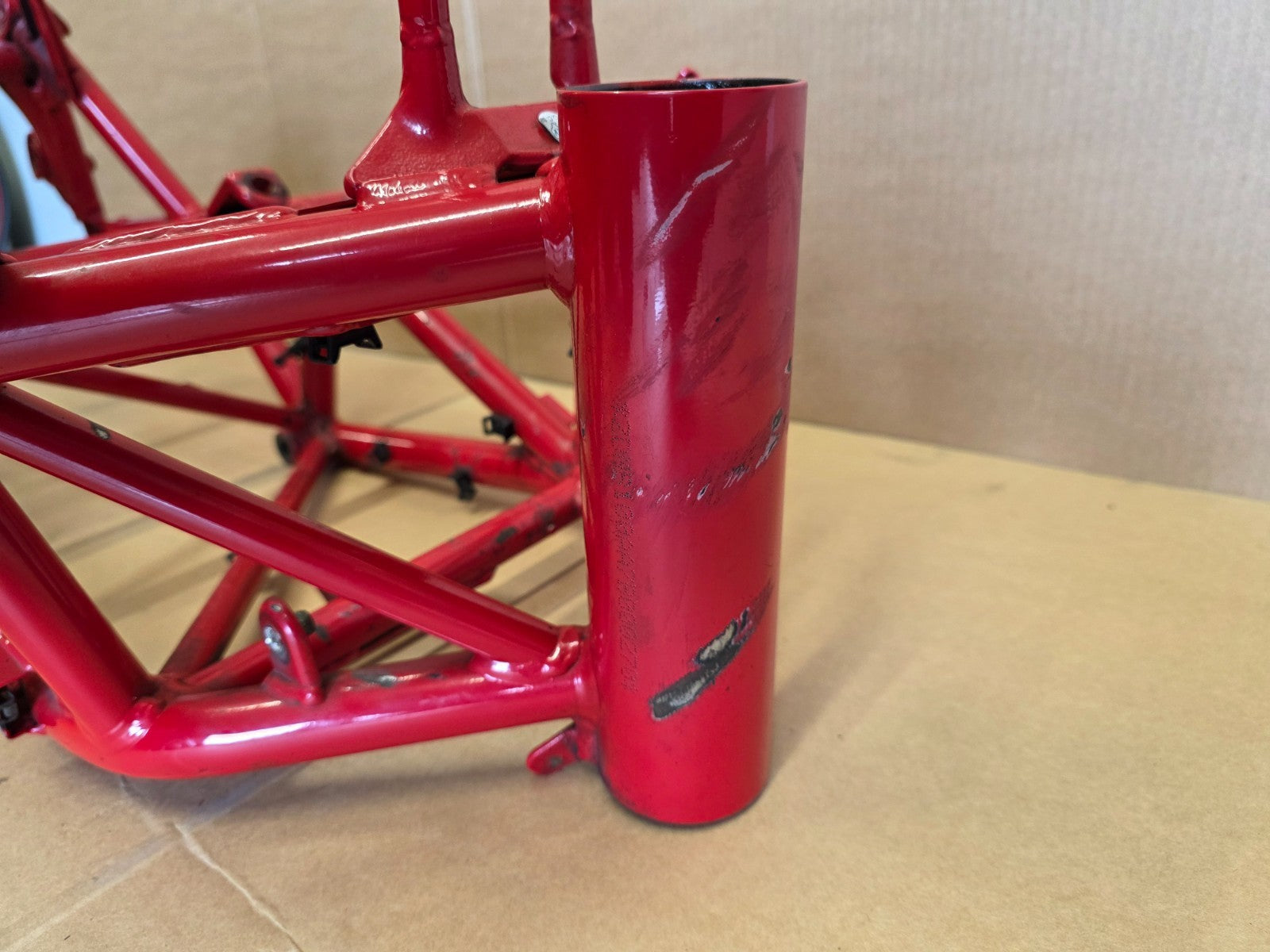 Ducati Hypermotard 1100 S 2007 - 2010 Main Frame Chassis + V5