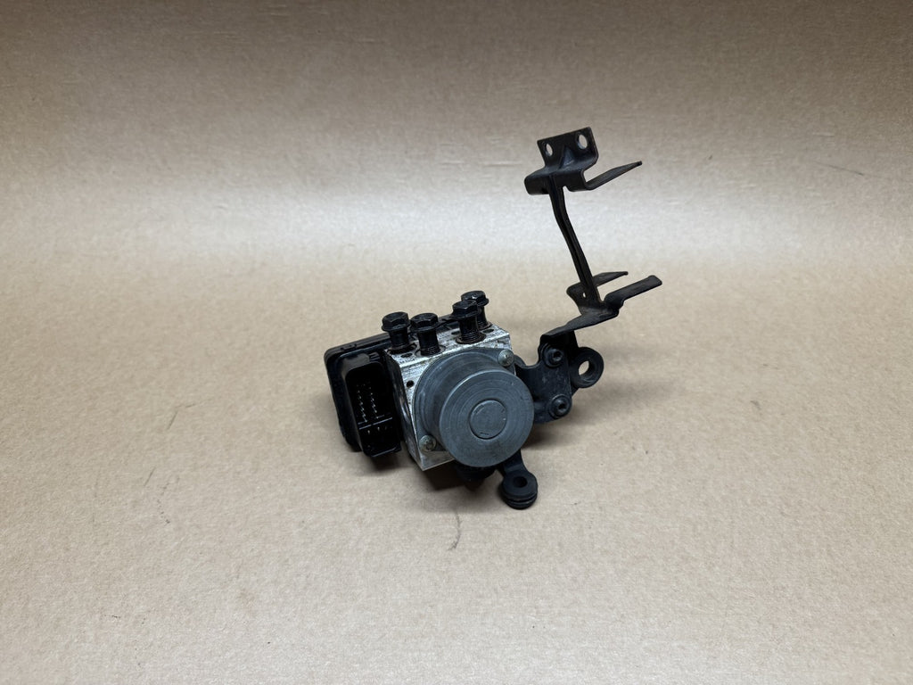 Ducati Monster 821 2014 (2014 - 2016) OEM ABS Pump