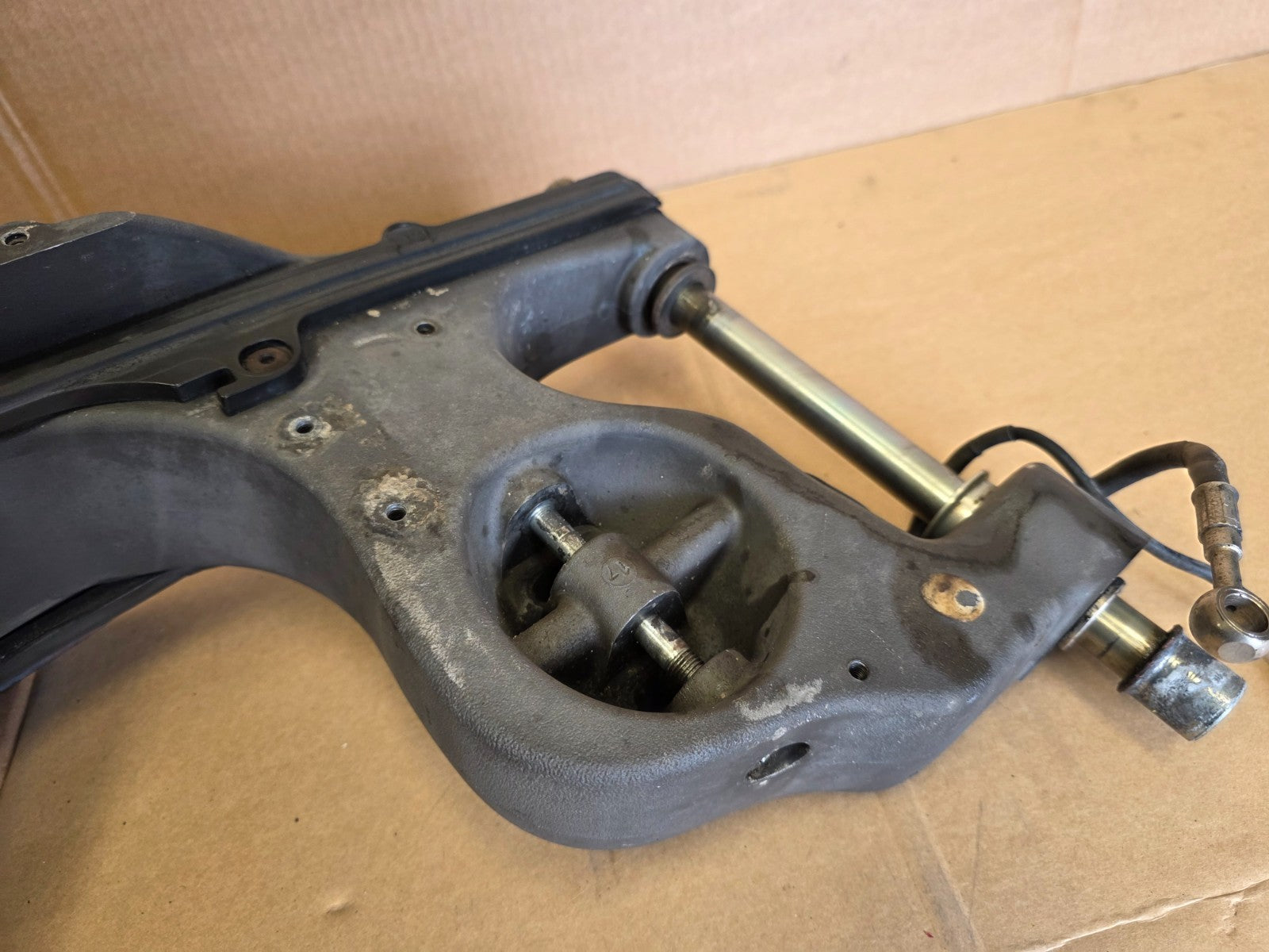 Ducati Hypermotard 1100 S 2007 - 2010 Complete Swing Arm